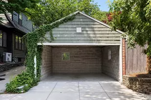 26 Paterson St, Providence, RI 02906 - Photo 40