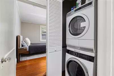 26 Paterson Street, Providence, RI 02906 - Photo 38
