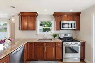 74 Brookfield Dr, Cranston, RI 02920 - Photo 20