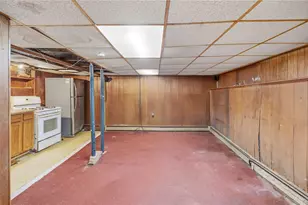 400 Thames St, Bristol, RI 02809 - Photo 32