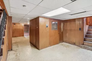 400 Thames St, Bristol, RI 02809 - Photo 30