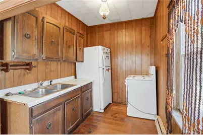 400 Thames Street, Bristol, RI 02809 - Photo 14