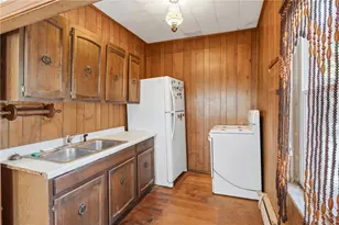 400 Thames St, Bristol, RI 02809 - Photo 14