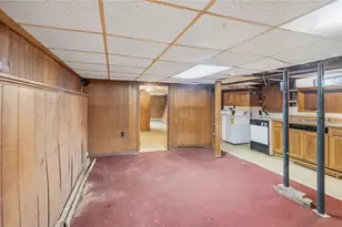 400 Thames St, Bristol, RI 02809 - Photo 32
