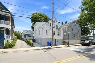 400 Thames St, Bristol, RI 02809 - Photo 1