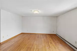 400 Thames St, Bristol, RI 02809 - Photo 24