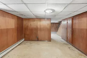 400 Thames St, Bristol, RI 02809 - Photo 30