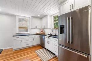 85 Highland Ave, Barrington, RI 02806 - Photo 14