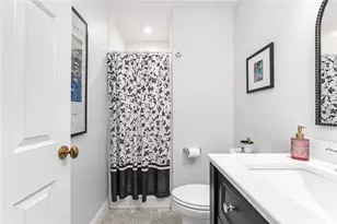 454 Paddock Ln, Bristol, RI 02809 - Photo 12