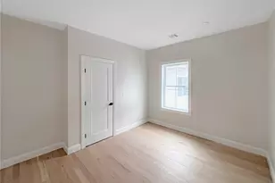 35 Mt Pleasant Ave, Providence, RI 02908 - Photo 10