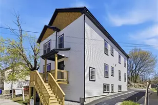 35 Mt Pleasant Ave, Providence, RI 02908 - Photo 2