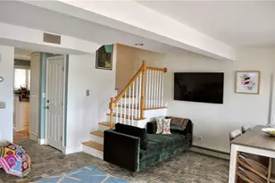57 Green St, Portsmouth, RI 02871 - Photo 10