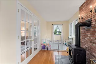 197 Wilson Ave., East Providence, RI 02916 - Photo 8