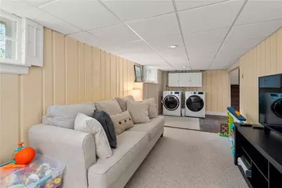 197 Wilson Avenue, East Providence, RI 02916 - Photo 24