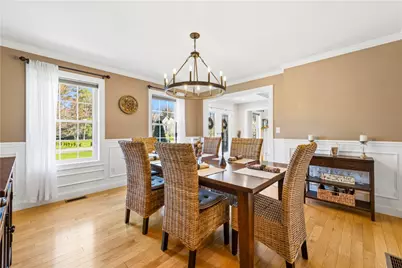 206 Burnside Avenue, Seekonk, MA 02771 - Photo 18