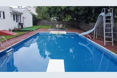 442 Eastview Avenue, Somerset, MA 02726 - Photo 10