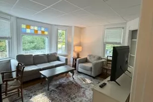 547 Spring St, Newport, RI 02840 - Photo 2