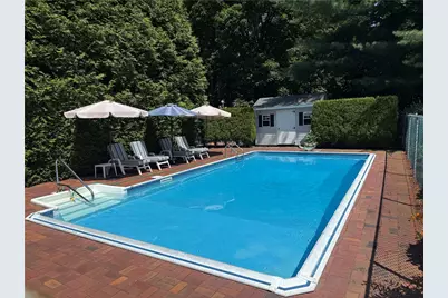 10 Ridgefield Drive, East Greenwich, RI 02818 - Photo 2