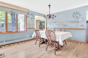 10 Ridgefield Dr, East Greenwich, RI 02818 - Photo 10
