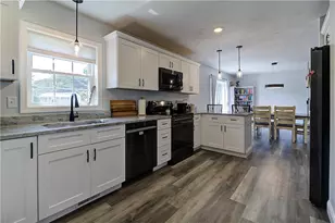 12 Arcadia Ave, Johnston, RI 02919 - Photo 16