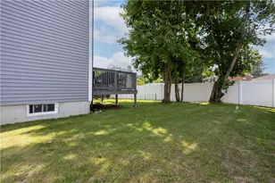 12 Arcadia Ave, Johnston, RI 02919 - Photo 4