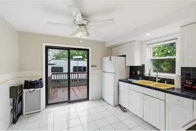 123 Hiawatha Street, Warwick, RI 02888 - Photo 10