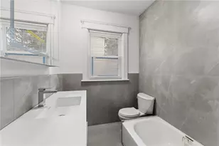 102 Overhill Rd, Providence, RI 02906 - Photo 26