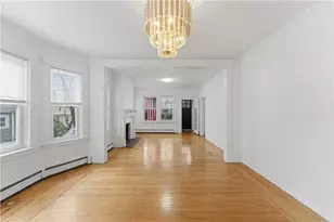 102 Overhill Rd, Providence, RI 02906 - Photo 2