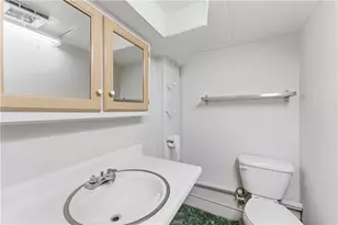 102 Overhill Rd, Providence, RI 02906 - Photo 28