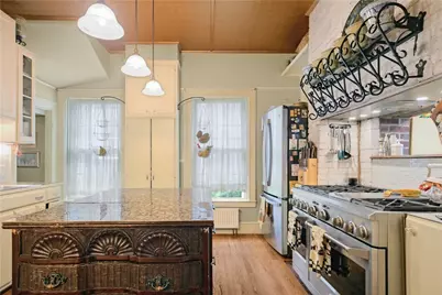 15 Ayrault Street, Newport, RI 02840 - Photo 14