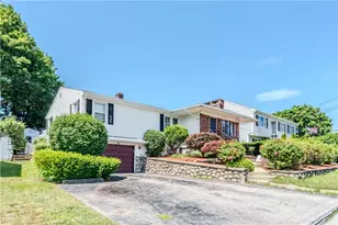 8 Flanders St, Johnston, RI 02919 - Photo 4