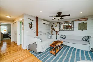 1019 Main Rd, Tiverton, RI 02878 - Photo 4