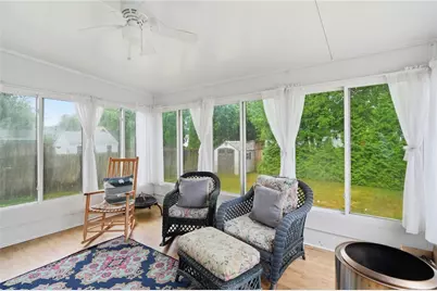 22 Yale Avenue, East Providence, RI 02915 - Photo 26