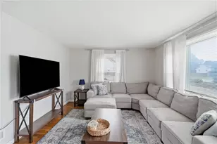 22 Yale Ave, East Providence, RI 02915 - Photo 8