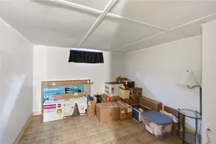 22 Yale Ave, East Providence, RI 02915 - Photo 30