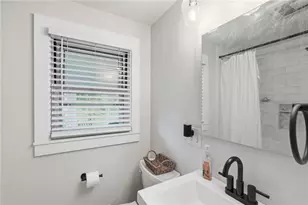 22 Yale Ave, East Providence, RI 02915 - Photo 14
