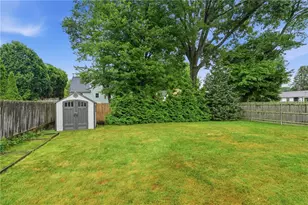 22 Yale Ave, East Providence, RI 02915 - Photo 34