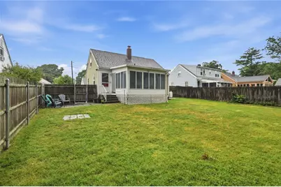 22 Yale Avenue, East Providence, RI 02915 - Photo 32