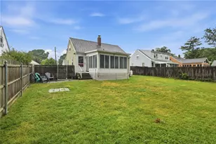 22 Yale Ave, East Providence, RI 02915 - Photo 32