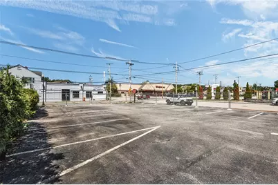 162 Vincent Avenue, North Providence, RI 02904 - Photo 8