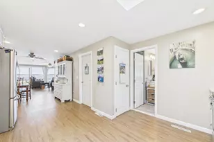 69 Namquid Dr, Warwick, RI 02888 - Photo 20