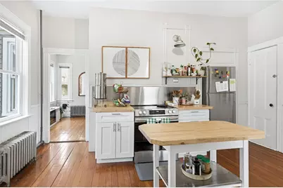 241 Pleasant Street, Providence, RI 02906 - Photo 12