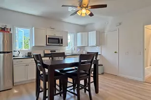 85 E George St, Providence, RI 02906 - Photo 16