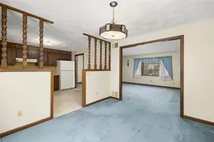 18 Fawn Ln, West Warwick, RI 02893 - Photo 10