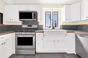 45 Van Zandt Ave, Warwick, RI 02889 - Photo 10