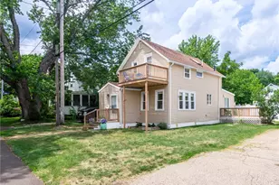45 Van Zandt Ave, Warwick, RI 02889 - Photo 2