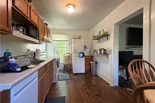 5 Warner St, Newport, RI 02840 - Photo 2