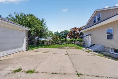 217 Pontiac Avenue, Cranston, RI 02910 - Photo 32