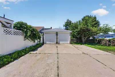 217 Pontiac Avenue, Cranston, RI 02910 - Photo 30