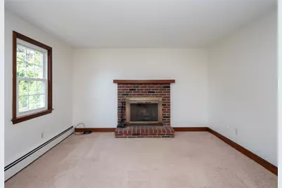 94 Ferreira Terrace, Portsmouth, RI 02871 - Photo 12